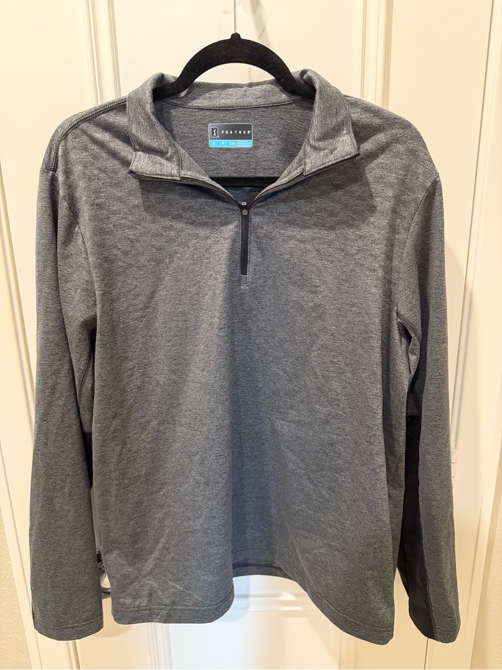 PGA Tour Men's Heather Gray Quarter-Zip Pullover